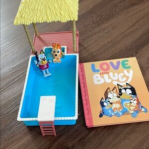 BLUEY POOL Time Play Time toy set NWOT Children 3 +